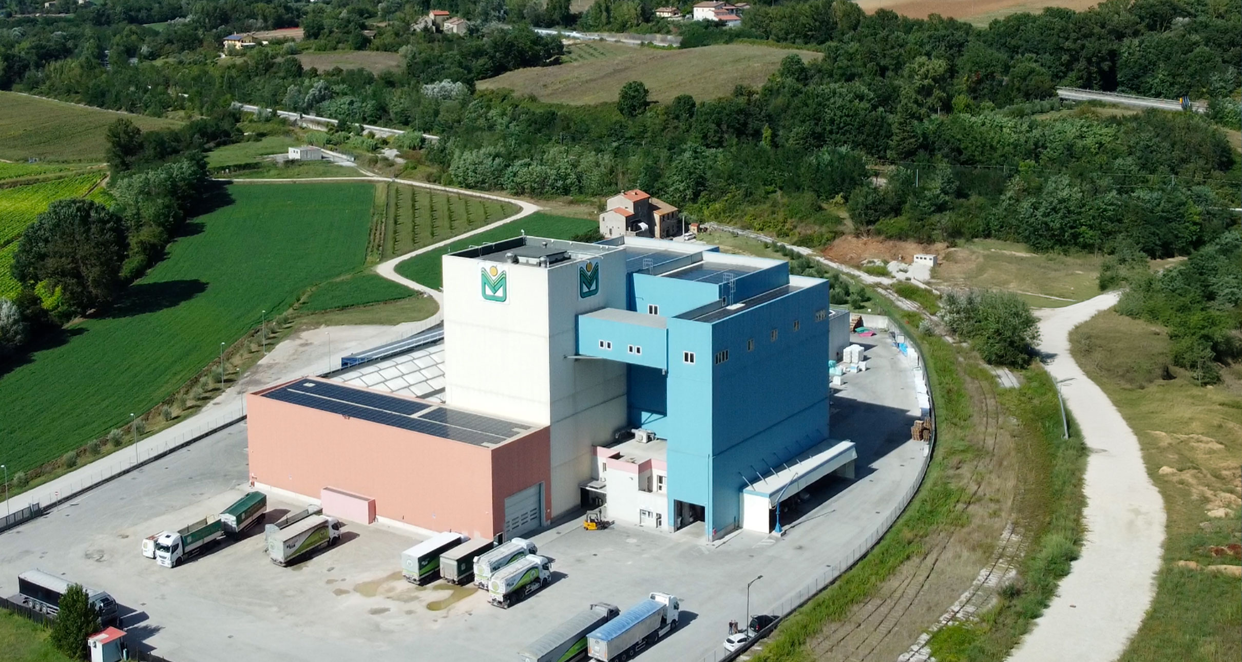 Il Mangimificio della Molini Popolari Riuniti Il Mangimificio della Molini Popolari Riuniti